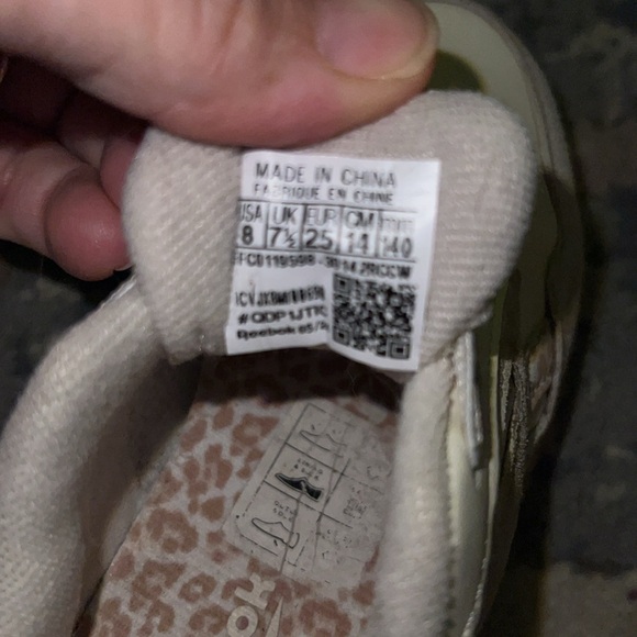 Toddler Reebok Size 8 - Picture 6 of 6